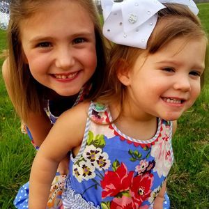 Meet your Posher, Laurie